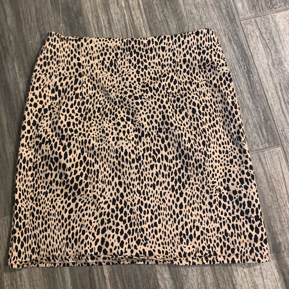 brandy melville skirt